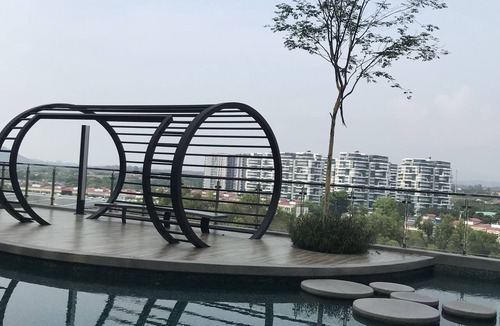 Ara Damansara Apartment | Studio @ Ara Damansara Wi-Fi Smart TV