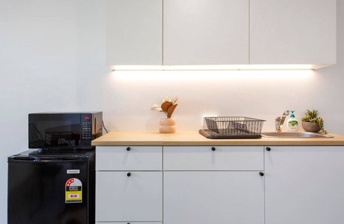 Beaconsfield Apartment | Studio Escape Hamilton Hill