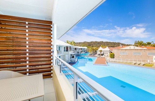 Salamander Bay Apartment | Studio Lagoon Apartment