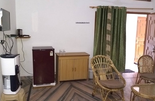 Rishikesh House | Studio Space near river Ganges - Luxury, Location & Convenience- Fully Furnished