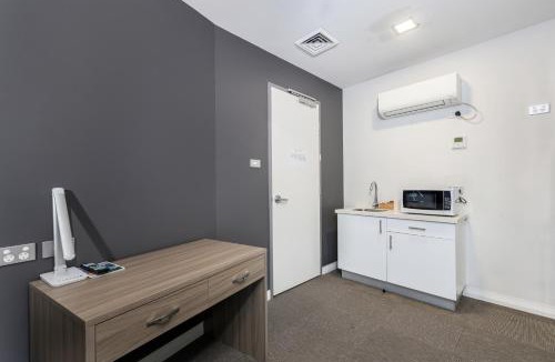 Newcastle Hotel | Studios on King