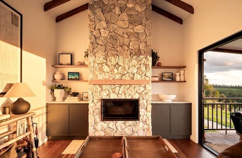 Neumgna Cabin | Stunning Cabin with a Private Hot Tub and Views of Bunya Mountain, Perfect for a Queensland Getaway