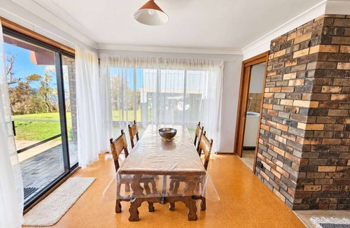 Mollymook Beach House | Stunning Clifftop Location