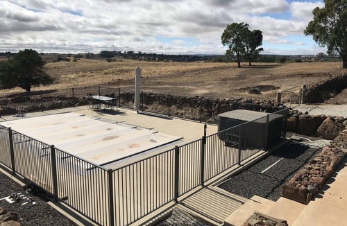 Redesdale House | Stunning farm accommodation with incredible views 90 minutes from Melbourne