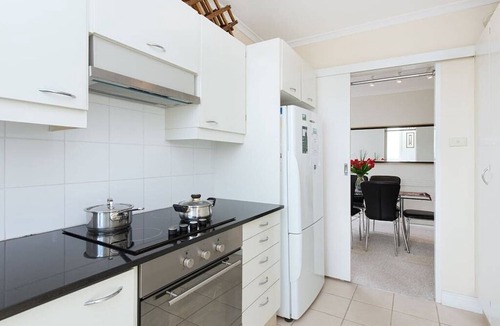 Waverton Apartment | Stunning Harbour View Home!