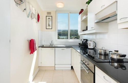 Waverton Apartment | Stunning Harbour View Home!