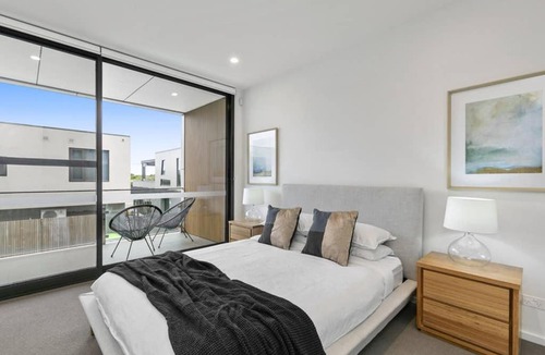 Anglesea House | Stunning Main Beach Location- Anglesea