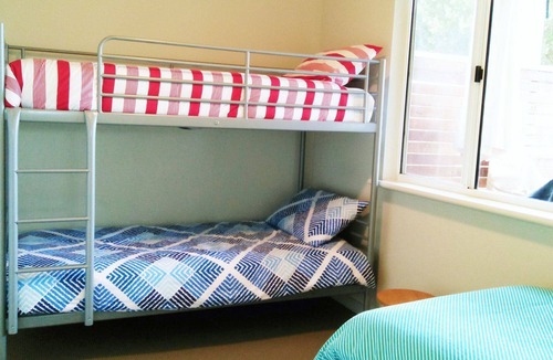 Hayborough House | Stunning Seagull Cottage. Close to Beach and Port Elliot.