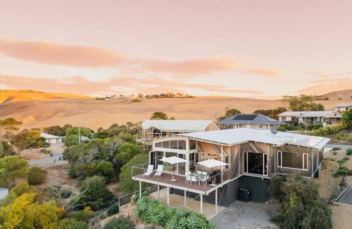 Myponga Beach House | Stunning Views All Around