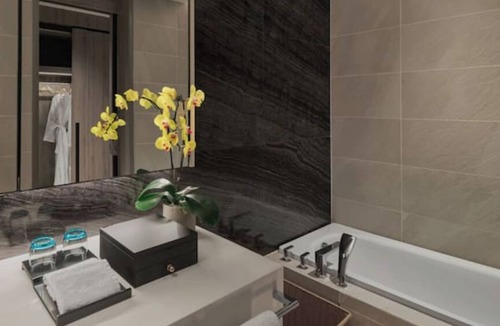 Golden Triangle Hotel | Stylish 1-BR Exec Suite Bukit Bintang Free Breakfast