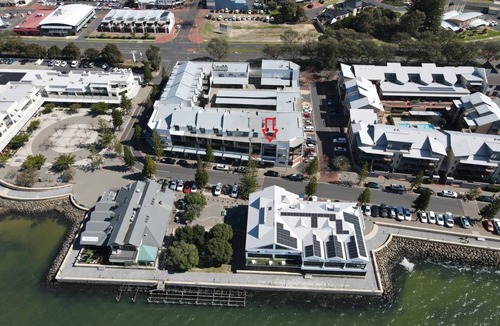 Bunbury Apartment | Stylish 2 Bed 2 bath apartment within walking distance to everything you need