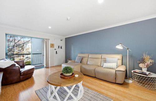 Kingston Apartment | Stylish 2-Bed Apartment in Kingston