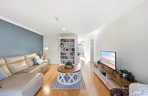 Kingston Apartment | Stylish 2-Bed Apartment in Kingston