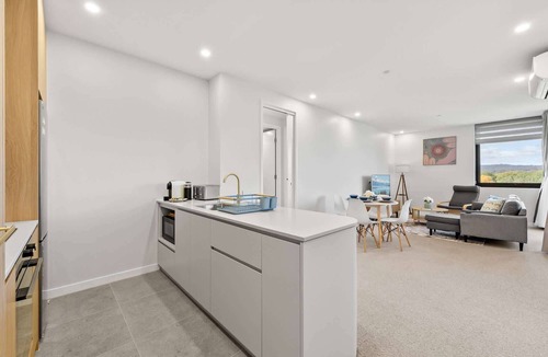Dickson Apartment | Stylish 2-Bed Stay Near Canberra Centre