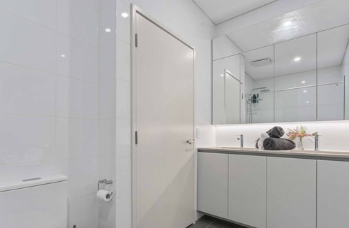 Como Apartment | Stylish 2BR riverside apartment w/ shared rooftop terrace, pool and gym