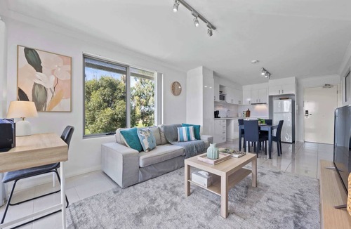 Rockingham Apartment | Stylish 2BR Rockingham Stay with Garden Views
