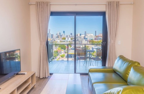 Windsor Apartment | Stylish 3 bedroom apartment in Windsor, Brisbane