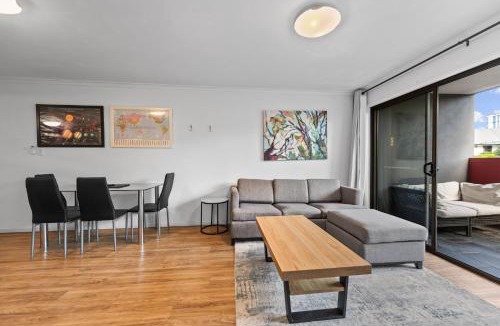 Bowen Hills Apartment | Stylish Bowen Hills Studio Near City Centre