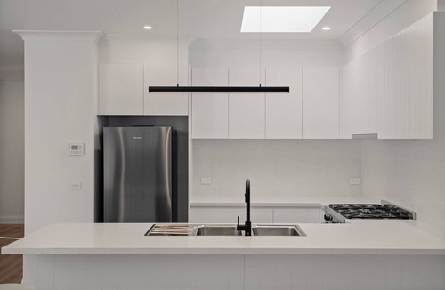 Bathurst House | Stylish Central Bathurst Stay