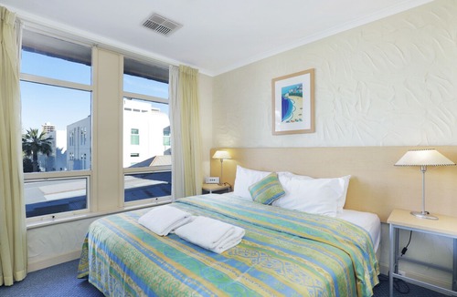 Glenelg North Apartment | Stylish Comfortable 2 bdrm Glenelg North