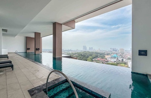 Malacca City Apartment | Stylish Duplex Loft, 5min to Jonker St