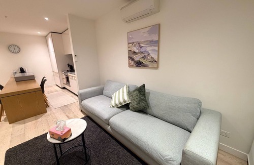 West Melbourne Apartment | Stylish full apartment | Walk to CBD & Marvel Stadium | Opposite Train Station