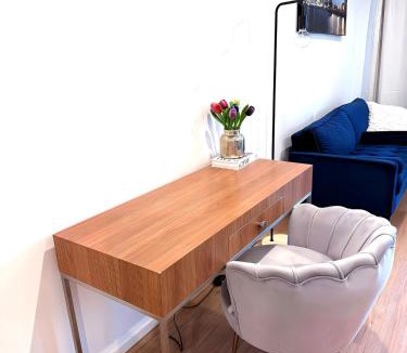 Braddon Apartment | Stylish inner-city Haven