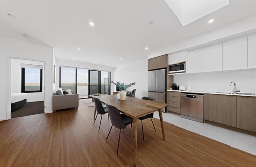 Cannington Apartment | Stylish New Apartment in Cannington with Parking