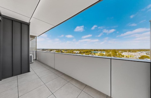 Cannington Apartment | Stylish New Apartment in Cannington with Parking
