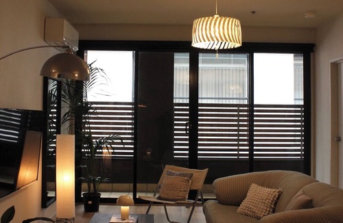 North Melbourne Apartment | Stylish & Spacious 2BR Apt, Queen vic Market & CBD