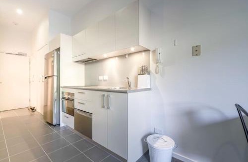 Bruce Apartment | Stylish studio Apt near AIS and GIO Stadium - Hosted by Canstay