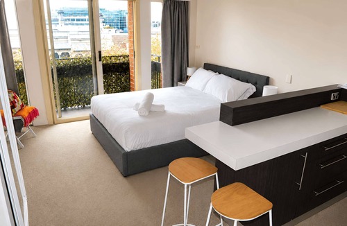 Kings Cross Apartment | Stylish Studio Walk to Everything