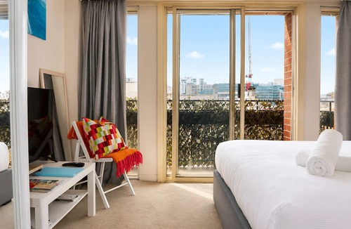 Kings Cross Apartment | Stylish Studio Walk to Everything