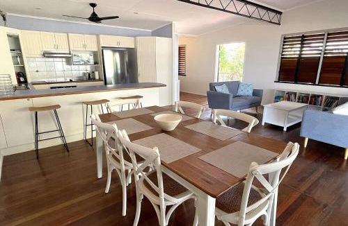 South Mission House | Sully s Beach House