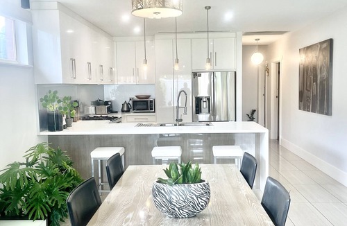 Henley Beach House | SUMMER BREEZE PETS WELCOME🏖️🌊