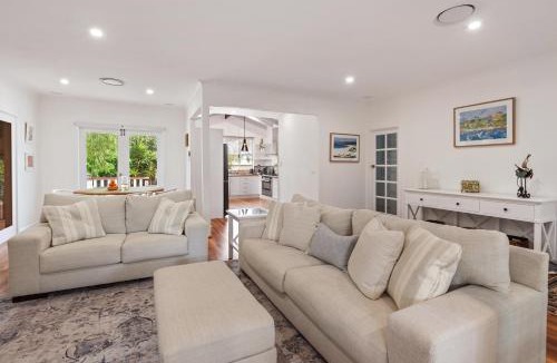 Dunsborough House | Summer Cottage
