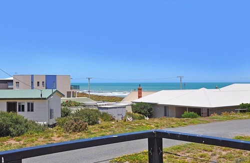 Middleton House | Summer Salt Middleton - Waterview