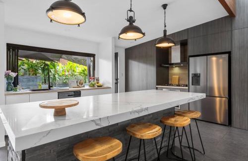 Mount Coolum House | Summit to Sea, Elevated Luxury