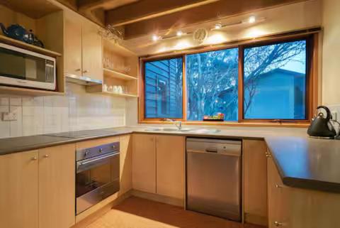 Hotham Heights Ski Chalet | Sun Apartments