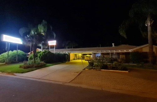 Buronga Hotel | Sun River Resort
