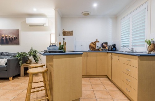 Agnes Water Villa | Sunbird Garden 2 - Private villa with spa & small pet permitted inside