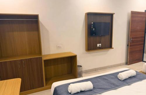 Khatu Hotel | Sunburry Hotel Khatu 700mts from Temple