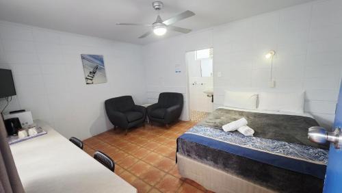 Biggera Waters Hotel | Sunburst Motel