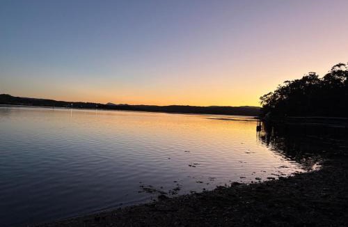 Merimbula House | Sundowner Deck House - Pet Friendly