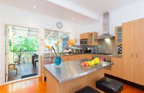 West End House | Sunny Home - 2 Bedroom + Deck