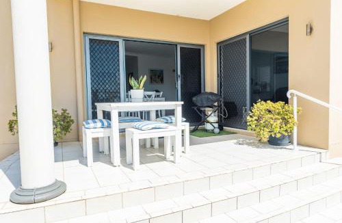 Evans Head Apartment | Sunrise on Terrace