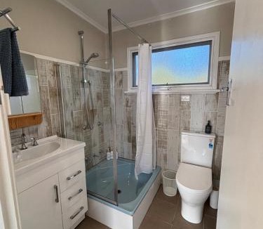 Lemon Tree Passage House | Sunrise on the Water