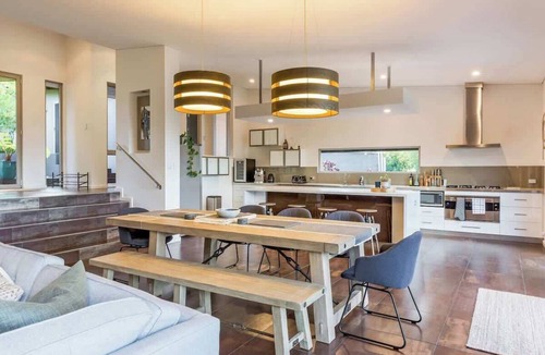 Yallingup Siding House | Sunrise Tranquillity: Luxe Retreat with Heated Spa