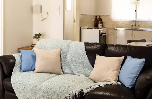 South Mackay Apartment | Sunrise Unit