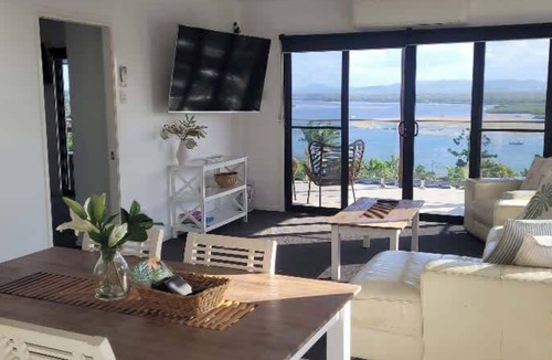 Seventeen Seventy Apartment | Sunset Beach House 1770 Level 3